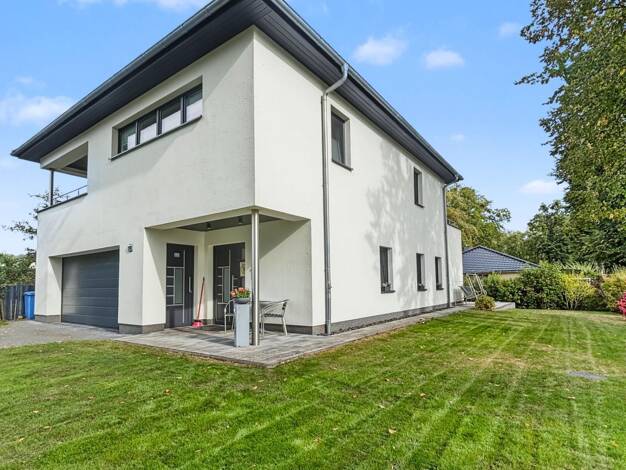 Stadthaus zum Kauf 699.000 € 4 Zimmer 210 m² 714 m² Grundstück Neustrelitz Neustrelitz 17235