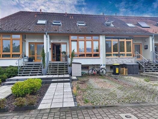 Reihenmittelhaus zum Kauf 249.000 € 4 Zimmer 120 m² 173 m² Grundstück Hoyerswerda 02977