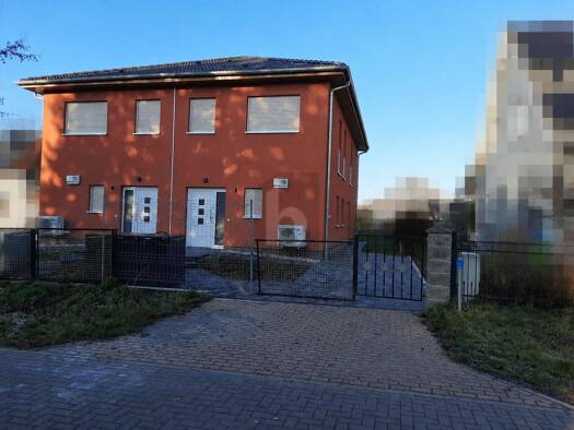 Doppelhaushälfte zum Kauf 725.000 € 5 Zimmer 130 m² 378 m² Grundstück Hönow Hoppegarten 15366