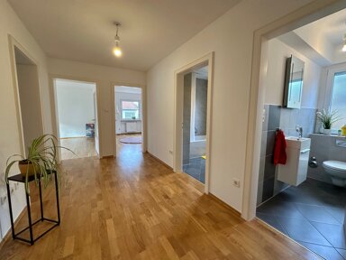 Wohnung zur Miete 1.144 € 3 Zimmer 88 m² 1. Geschoss frei ab sofort Eltersdorf Erlangen 91058