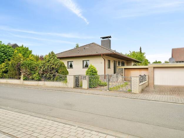 Bungalow zum Kauf 629.000 € 4 Zimmer 152 m² 588 m² Grundstück Dieburg 64807