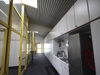 Bürofläche zur Miete 5,20 € 2 Zimmer 286,2 m² Bürofläche Landshut 84030