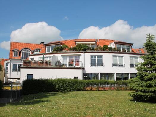 Wohnung zum Kauf 280.000 € 2 Zimmer 89,7 m² 1. Geschoss frei ab sofort Bahnhofstr. 65 Bergen Bergen auf Rügen 18528
