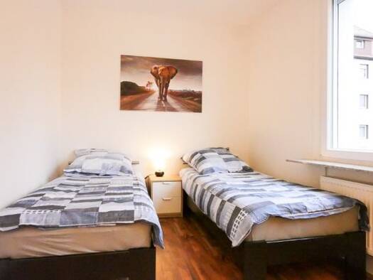 Wohnung zur Miete Wohnen auf Zeit 1.480 € 2 Zimmer 60 m² frei ab sofort Hauffstraße Weststadt Reutlingen 72762