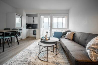 Studio zur Miete 850 € 1 Zimmer 33 m² Dachgeschoss, 6. Geschoss frei ab sofort Kaiserbergstrasse Kufstein 6330