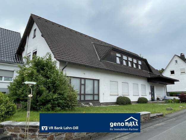 Wohnung zum Kauf 209.000 € 8 Zimmer 206 m² 1. Geschoss Ewersbach Dietzhölztal / Ewersbach 35716