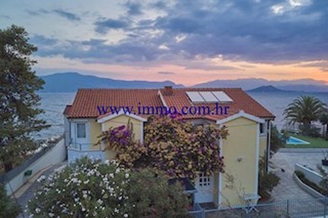 Haus zum Kauf 1.600.000 € 6 Zimmer 250 m²<br/>Wohnfläche 592 m²<br/>Grundstück Trogir