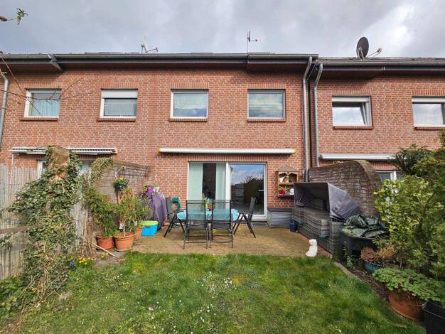 Reihenmittelhaus zum Kauf 369.000 € 5 Zimmer 138 m² 163 m² Grundstück Moers-Mitte Moers 47441