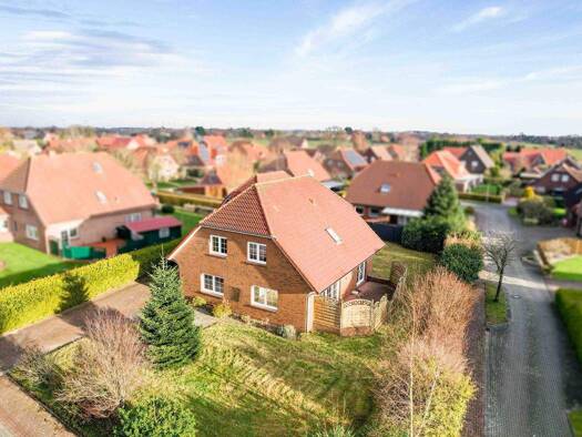 Einfamilienhaus zum Kauf 295.000 € 6 Zimmer 150 m² 897 m² Grundstück Eversmeer 26556