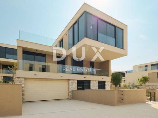 Haus zum Kauf 1.906.887 € 8 Zimmer 262 m² Zambratija
