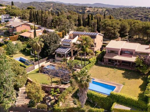 Einfamilienhaus zum Kauf provisionsfrei 1.485.000 € 7 Zimmer 700 m² 1.101 m² Grundstück Sant Vicenç de Montalt 08394