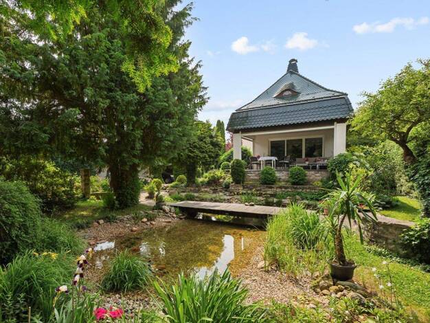 Einfamilienhaus zum Kauf 650.000 € 7 Zimmer 156,2 m² 1.470 m² Grundstück Grünau-Siedlung Leipzig 04207