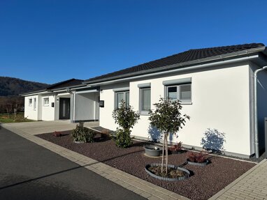 Bungalow zum Kauf provisionsfrei 390.000 € 2,5 Zimmer 73,1 m² 296 m² Grundstück frei ab sofort Bad Bocklet Bad Bocklet 97708