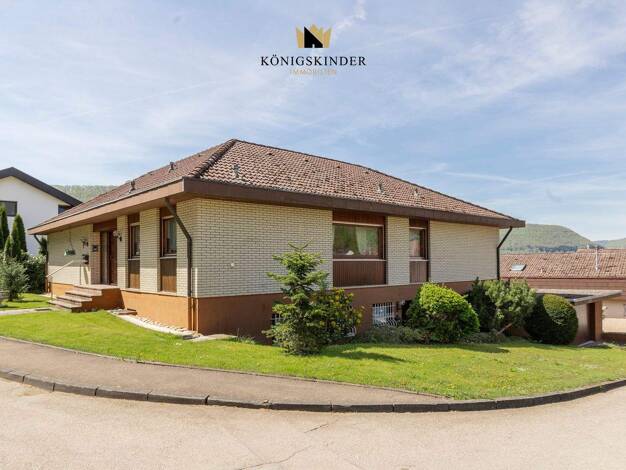 Einfamilienhaus zum Kauf 598.000 € 7 Zimmer 213,6 m² 708 m² Grundstück Bad Ditzenbach 73342