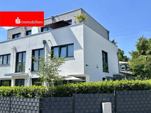 Doppelhaushälfte zum Kauf 1.100.000 € 7 Zimmer 212,3 m² 205,3 m² Grundstück Offenbach 63069