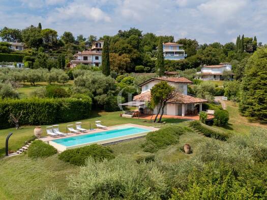 Einfamilienhaus zum Kauf 2.350.000 € 165 m² 2.500 m² Grundstück frei ab sofort Via Paradiso San Felice del Benaco 25020