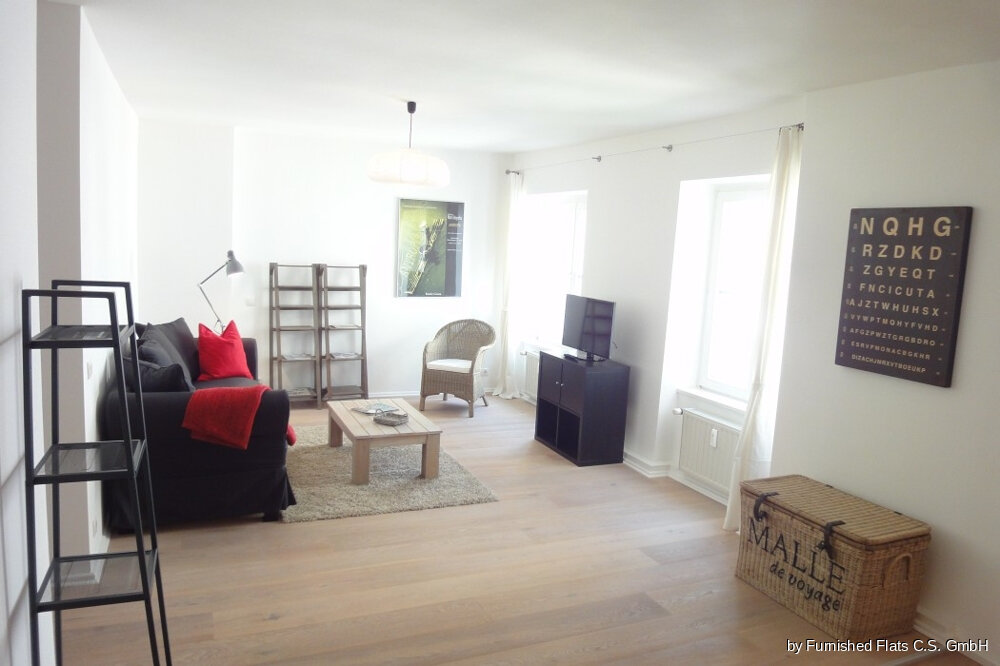 Wohnung zur Miete Wohnen auf Zeit 1.590 € 2 Zimmer 57,6 m²<br/>Wohnfläche 10.02.2025<br/>Verfügbarkeit Rykestraße 4 (K) Prenzlauer Berg Berlin 10405