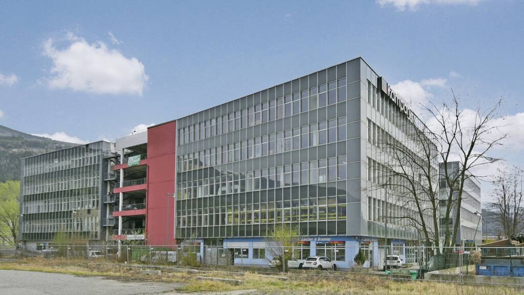 Lagerhalle zum Kauf 893,4 m² Lagerfläche Julius Durst Straße 66 Brixen 39042