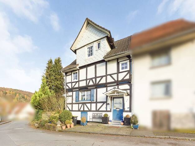 Doppelhaushälfte zum Kauf 149.000 € 4 Zimmer 115 m² 198 m² Grundstück Wickenrode Helsa 34298