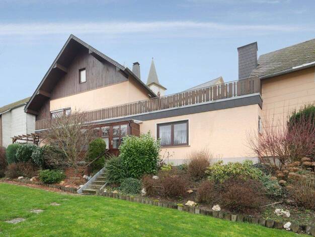 Einfamilienhaus zum Kauf provisionsfrei 160.000 € 6 Zimmer 187 m² 572 m² Grundstück Laubach 56288