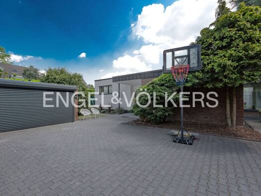 Bungalow zum Kauf 1.295.000 € 7 Zimmer 227 m² 1.322 m² Grundstück Verberg Krefeld 47802