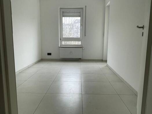 Wohnung zur Miete 1.070 € 3 Zimmer 81 m² Geschoss 2/2 frei ab sofort Friesenheim/Nord Ludwigshafen am Rhein 67063