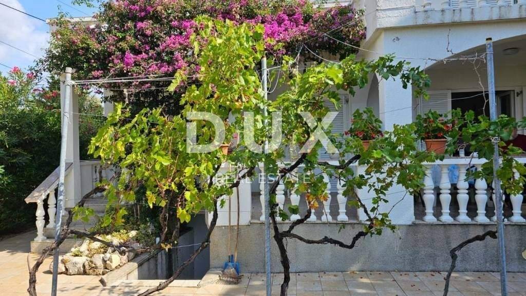 Haus zum Kauf 475.000 € 11 Zimmer 380 m² Rab