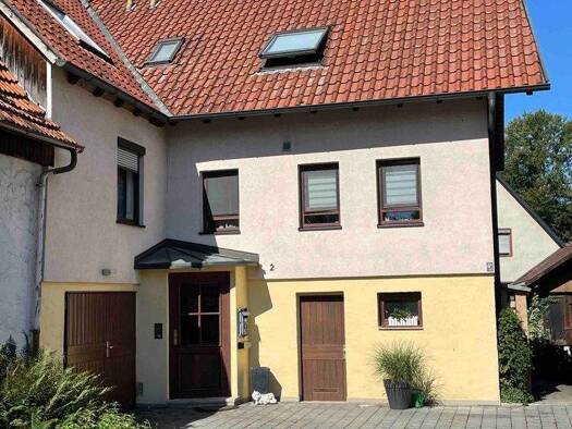 Mehrfamilienhaus zum Kauf 380.000 € 9 Zimmer 215 m² 337 m² Grundstück Neustadt Waiblingen 71336