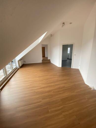 Wohnung zur Miete 759 € 2 Zimmer 85 m² Geschoss 3/3 frei ab 01.09.2025 Willingen Willingen (Upland) 34508
