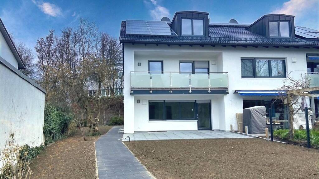 Doppelhaushälfte zur Miete 2.750 € 5 Zimmer 133 m² 370 m² Grundstück frei ab 01.05.2026 Ismaning 85737