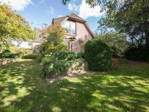 Mehrfamilienhaus zum Kauf 358.000 € 8 Zimmer 172 m² 1.290 m² Grundstück Niesgrau 24395