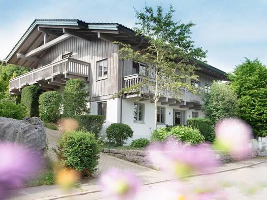 Einfamilienhaus zum Kauf 3.080.000 € 5 Zimmer 300,8 m² 682 m² Grundstück Gmund 83703