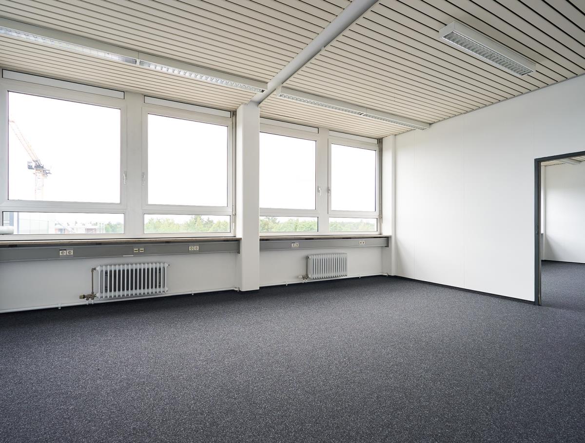 Bürofläche zur Miete 552 € 30,7 m²<br/>Bürofläche Brunhamstraße 21 Aubing-Süd München 81249