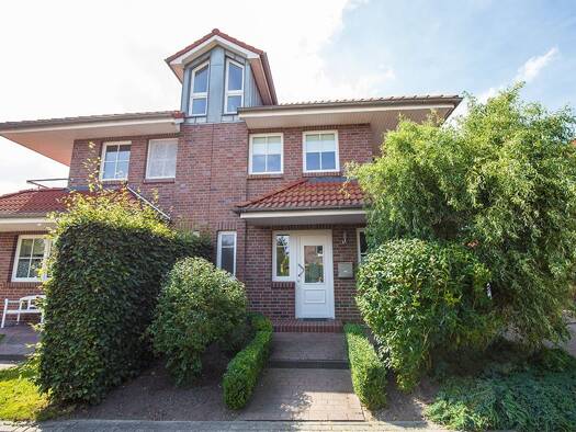 Doppelhaushälfte zur Miete 1.100 € 4 Zimmer 115 m² 355 m² Grundstück frei ab sofort Wolthusen Emden 26725