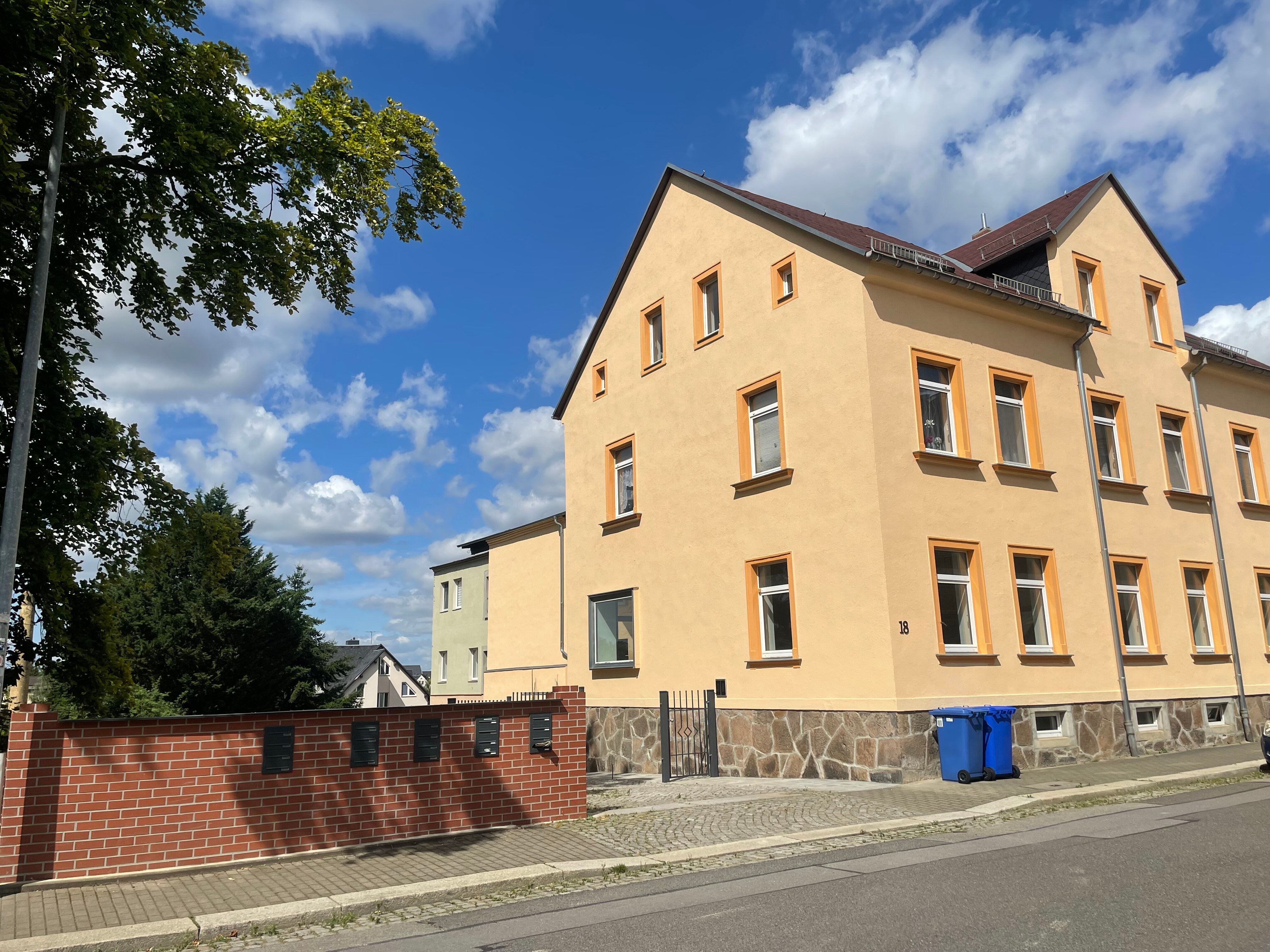 Wohnung zur Miete 200 € 1 Zimmer 31,5 m²<br/>Wohnfläche ab sofort<br/>Verfügbarkeit Karlstraße 18 Limbach-Oberfrohna Limbach-Oberfrohna 09212