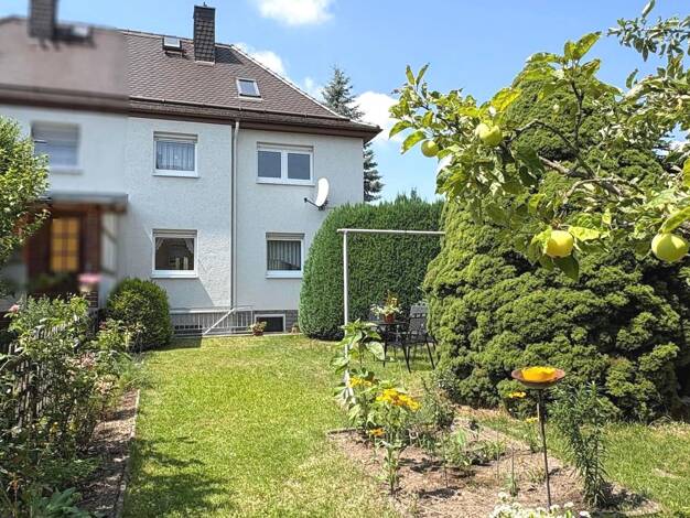 Doppelhaushälfte zum Kauf 109.000 € 4 Zimmer 93 m² 480 m² Grundstück Löbau Löbau 02708