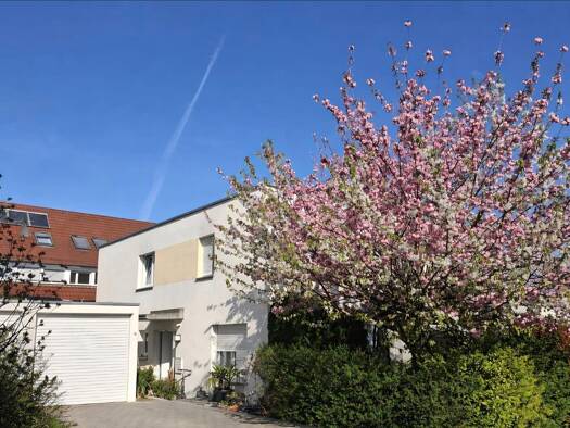 Doppelhaushälfte zum Kauf 725.000 € 5,5 Zimmer 131,5 m² 218 m² Grundstück frei ab 01.01.2027 Endersbach Weinstadt 71384
