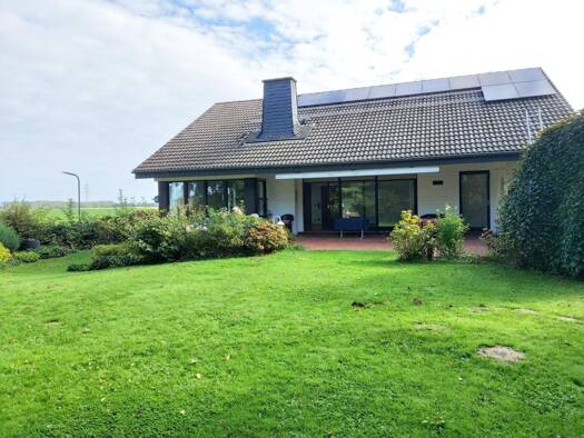 Einfamilienhaus zur Miete 2.000 € 3 Zimmer 140 m² 1.100 m² Grundstück frei ab 01.10.2026 Garzweiler (Neu) Jüchen 41363