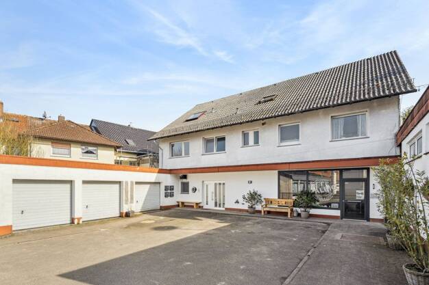 Wohn- und Geschäftshaus zum Kauf als Kapitalanlage geeignet 399.000 € 6 Zimmer 298,6 m² 1.050 m² Grundstück Bernsfeld Mücke 35325