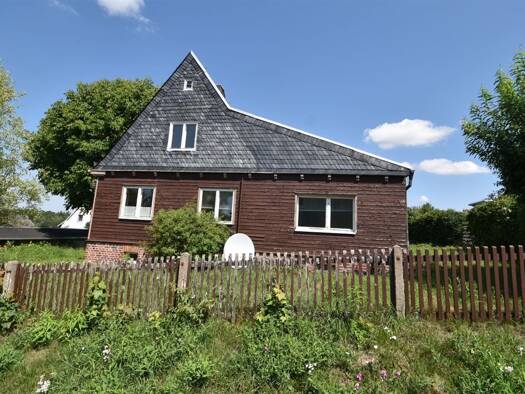 Einfamilienhaus zum Kauf 146.000 € 4 Zimmer 110 m² 750 m² Grundstück frei ab sofort Auerswalde Lichtenau 09244