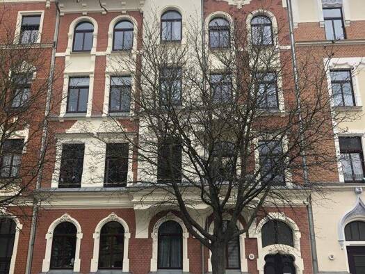 Wohnung zur Miete 335 € 2 Zimmer 67 m² 4. Geschoss Freiheitsstraße 14 Westend Plauen 08523