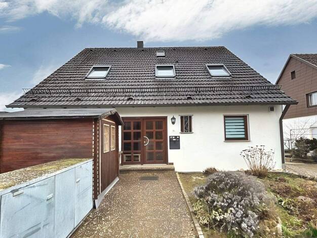Einfamilienhaus zum Kauf 729.000 € 9 Zimmer 215 m² 482 m² Grundstück Maichingen Sindelfingen 71069