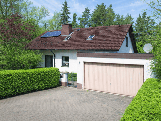 Einfamilienhaus zum Kauf 385.000 € 8 Zimmer 160 m² 870 m² Grundstück Arzberg Arzberg 95659