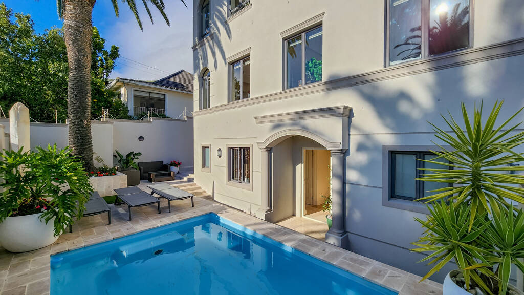 Haus zum Kauf 1.300.000 € 315 m² 296 m² Grundstück Kapstadt 8000