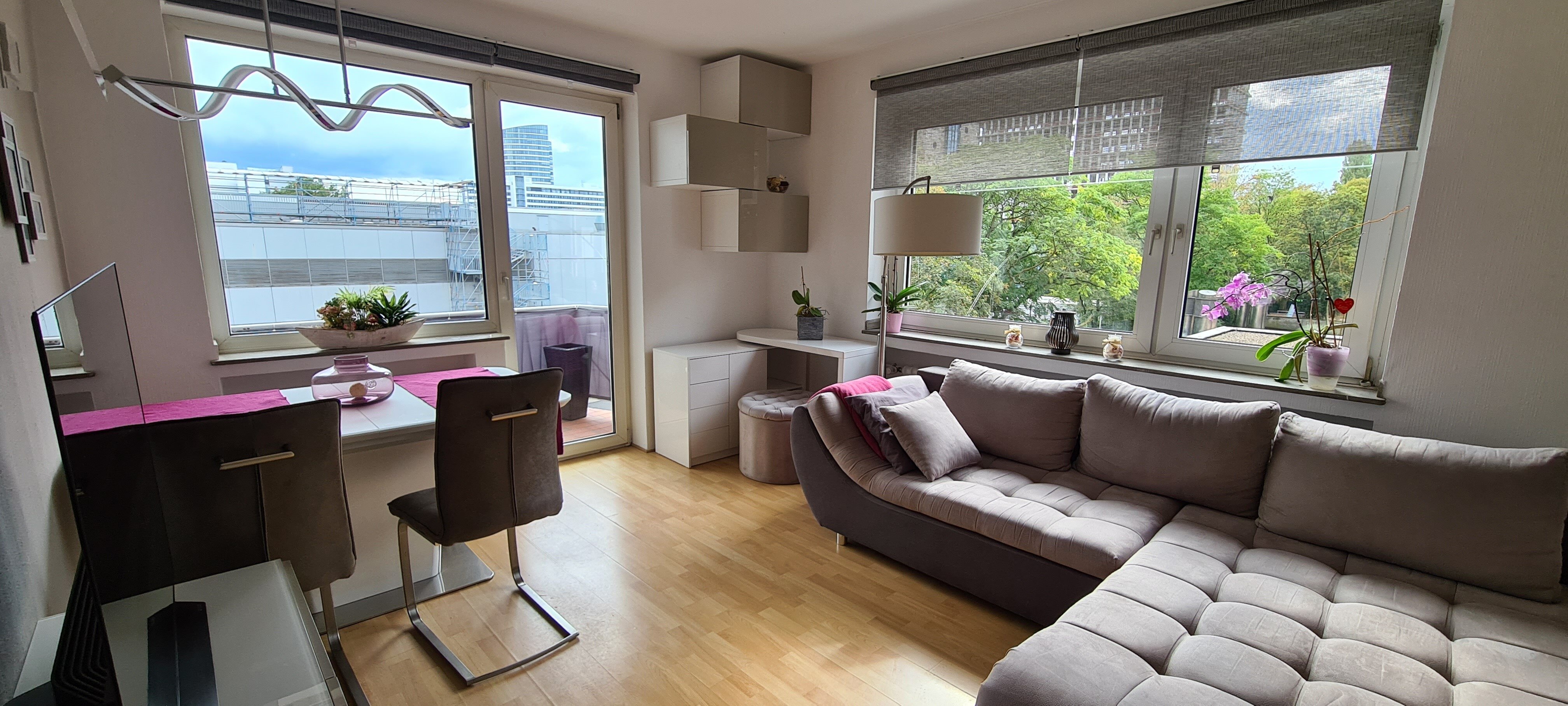 Wohnung zur Miete 1.130 € 2 Zimmer 45 m²<br/>Wohnfläche 2.<br/>Geschoss ab sofort<br/>Verfügbarkeit Uerdinger Straße Golzheim Düsseldorf 40474