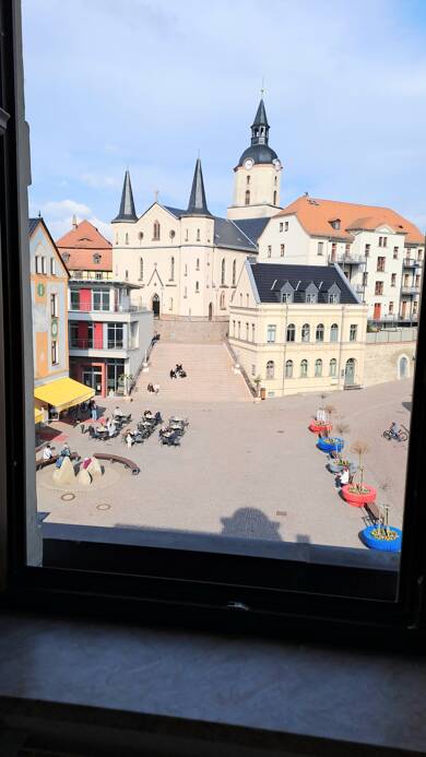 Wohnung zur Miete 350 € 3 Zimmer 80 m² Dachgeschoss, 3. Geschoss frei ab sofort Badener Str. 2 Meerane Meerane 08393