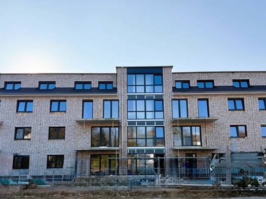 Wohnung zur Miete - Erstbezug 439 € 3 Zimmer 64,5 m² frei ab 01.08.2026 Blumenthal Nord 28779