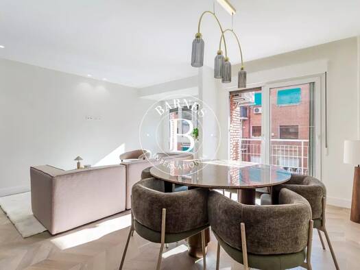 Wohnung zum Kauf 930.000 € 110 m² Madrid 28002