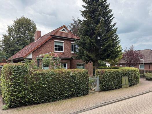 Einfamilienhaus zum Kauf 369.000 € 5 Zimmer 142,4 m² 524 m² Grundstück frei ab sofort Falkenstraße 3 Jaderberg Jade 26349