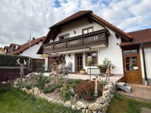 Mehrfamilienhaus zum Kauf 749.000 € 6 Zimmer 208 m² 703 m² Grundstück Heinrichsheim Neuburg an der Donau 86633